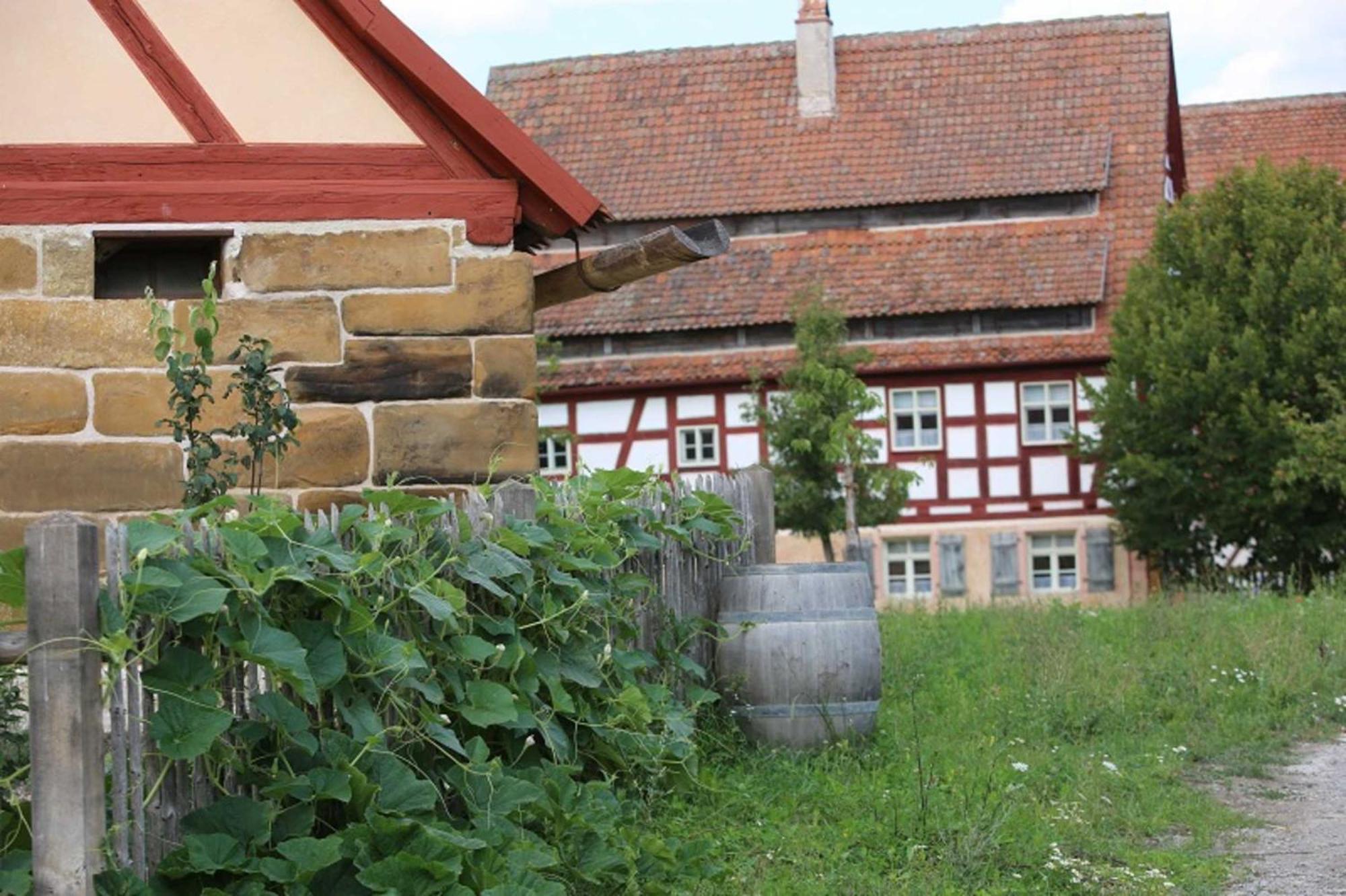 Hotel Garni Goldene Traube Bad Windsheim Dış mekan fotoğraf